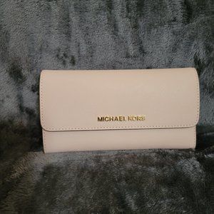 Michael Kors Jet Set Travel Large Trifold Wallet Blossom Pink **NEW-NEVER USED**